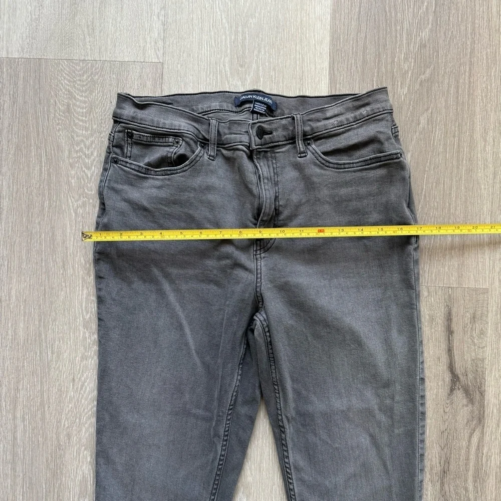 Calvin Klein Gray Skinny Jeans Modern Fit - Picture 8 of 10
